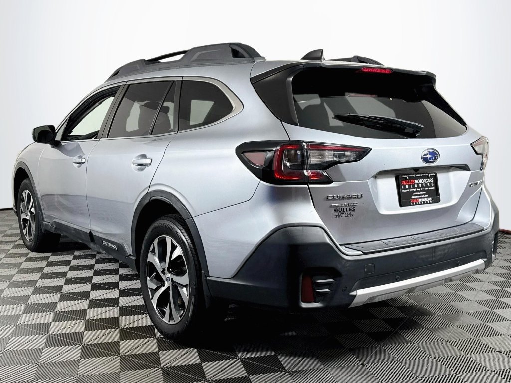 Used 2022 Subaru Outback Limited AWD/4WD image 5