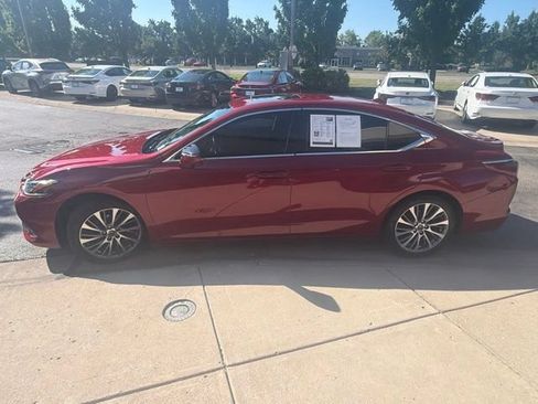 Used 2020 Lexus ES 350 w/ Premium Package FWD image 4