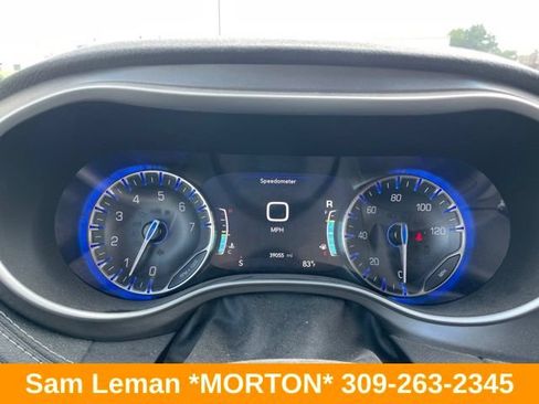 Used 2022 Chrysler Pacifica Touring-L FWD image 20