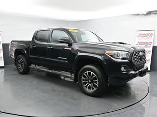 Used 2020 Toyota Tacoma TRD Sport video 2