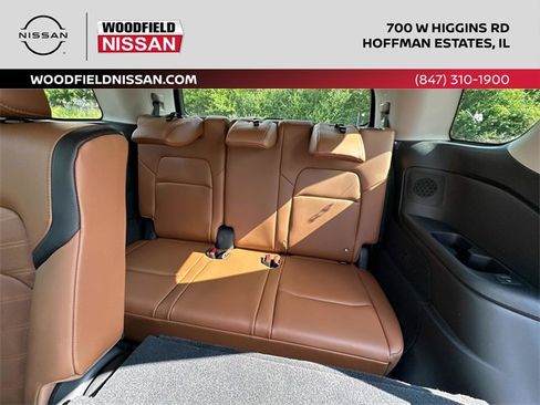 New 2025 Nissan Pathfinder Platinum w/ Cargo Package image 10