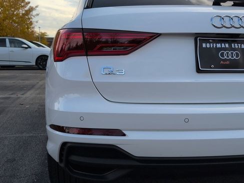 New 2025 Audi Q3 2.0T Premium image 25