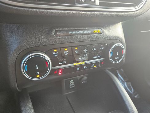 Used 2024 Ford Escape Active image 16
