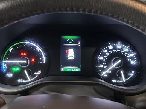 Used 2021 Toyota Sienna XLE w/ XLE Plus Package AWD/4WD image 14