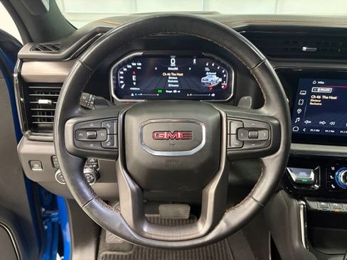 Used 2023 GMC Sierra 1500 AT4 w/ Technology Package AWD/4WD image 24