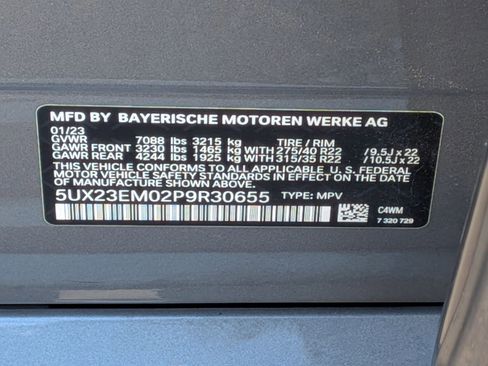 Used 2023 BMW X7 xDrive40i w/ Executive Package image 48