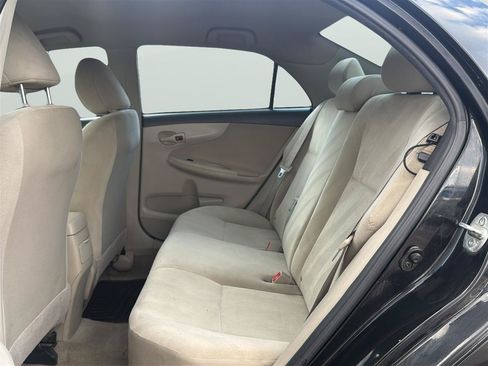 Used 2013 Toyota Corolla L FWD image 15