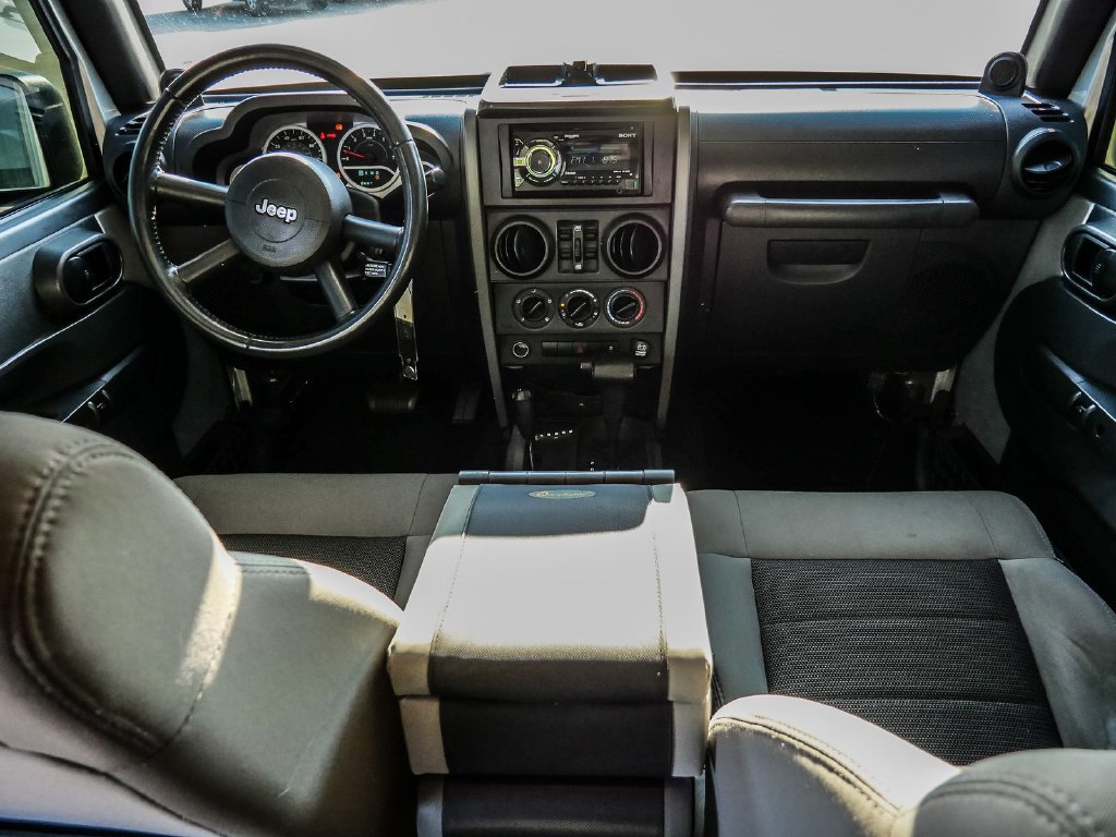 Used 2010 Jeep Wrangler Unlimited Sport AWD/4WD image 26