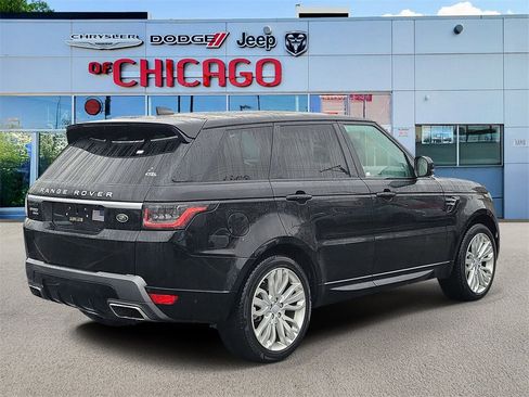 Used 2018 Land Rover Range Rover Sport HSE image 4