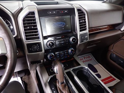 Used 2015 Ford F150 King Ranch w/ Equipment Group 601A Luxury AWD/4WD image 30