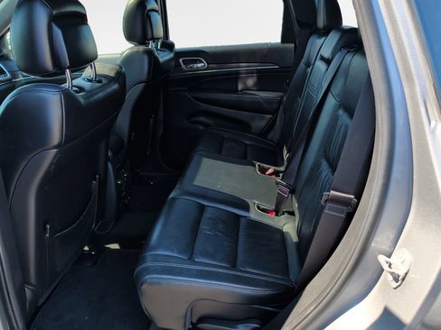 Used 2015 Jeep Grand Cherokee Limited AWD/4WD image 24