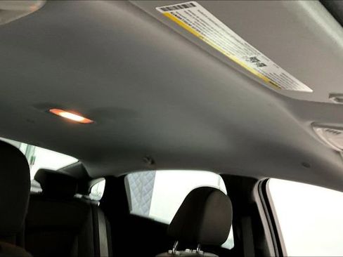 Used 2021 Chevrolet Malibu LS image 27