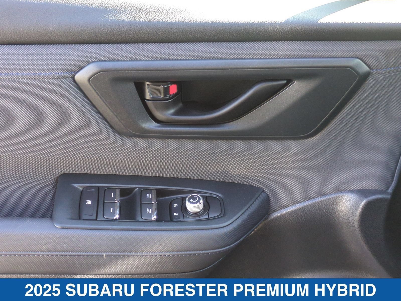 Certified 2025 Subaru Forester Premium AWD/4WD image 13