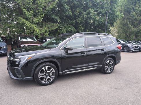 Used 2023 Subaru Ascent Limited AWD/4WD image 16