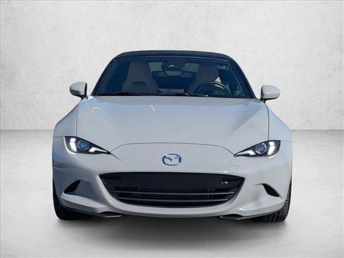 Used 2024 MAZDA MX-5 Miata Grand Touring image 2