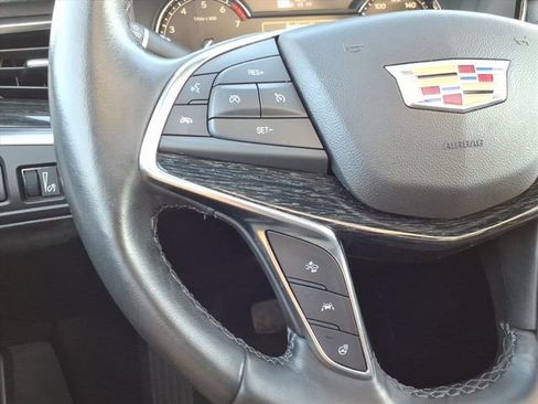 Used 2023 Cadillac XT5 Premium Luxury image 36