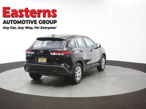 Used 2024 Toyota Corolla Cross L AWD/4WD image 38