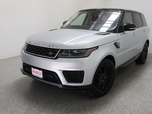 Used 2018 Land Rover Range Rover Sport HSE AWD/4WD image 2