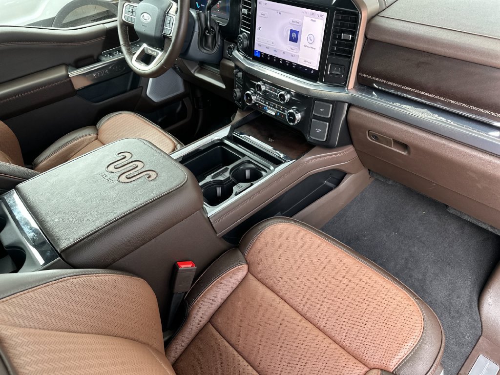 New 2026 Ford F350 King Ranch w/ FX4 Off-Road Package AWD/4WD image 14