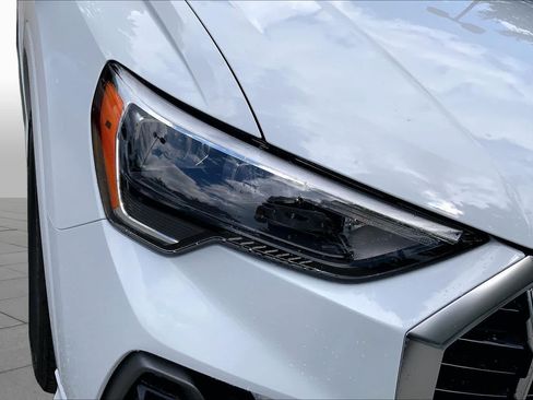 Used 2021 Audi Q3 2.0T Premium w/ Convenience Package AWD/4WD image 27
