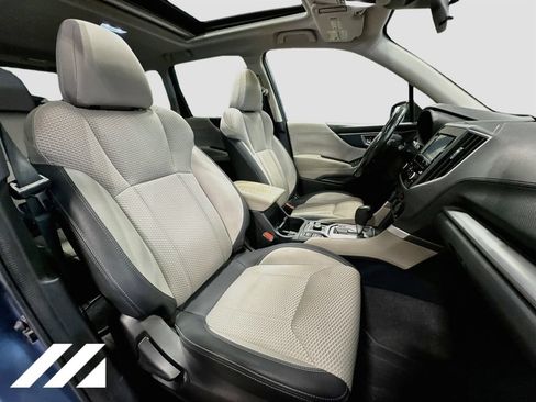Used 2022 Subaru Forester Premium AWD/4WD image 30