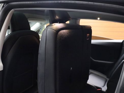 Used 2023 Tesla Model Y Long Range image 46