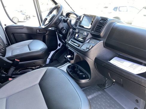 Used 2025 RAM ProMaster 3500 w/ Convenience Group FWD image 9