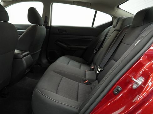 Used 2023 Nissan Altima 2.5 SV w/ SV Premium Package image 22