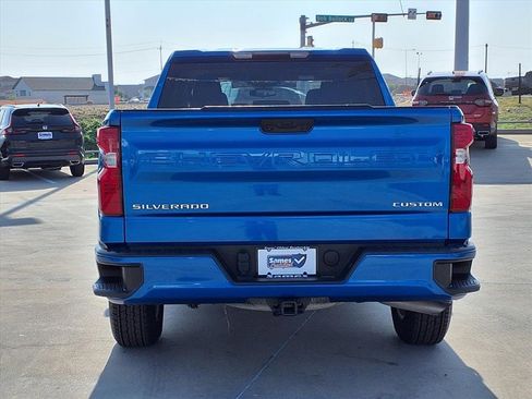 Used 2024 Chevrolet Silverado 1500 Custom image 6