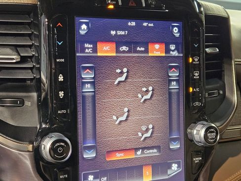 Used 2019 RAM 1500 Limited image 32