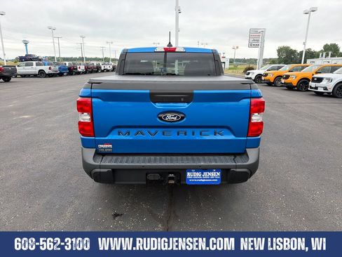 Used 2025 Ford Maverick XLT w/ XLT Luxury Package AWD/4WD image 4