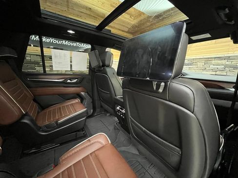 Used 2023 GMC Yukon Denali Ultimate AWD/4WD image 53
