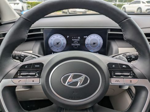 Certified 2024 Hyundai Tucson Limited FWD image 28