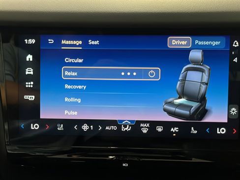 Used 2025 Lincoln Navigator L Reserve w/ Jet Appearance Package AWD/4WD image 32