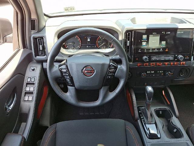 Certified 2025 Nissan Frontier PRO-4X AWD/4WD image 13
