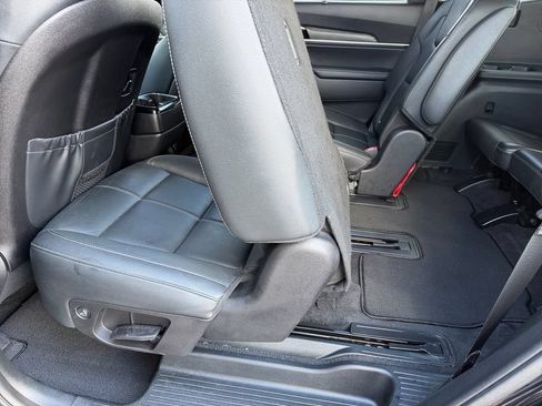 Used 2021 Kia Telluride EX w/ EX Premium Package FWD image 17