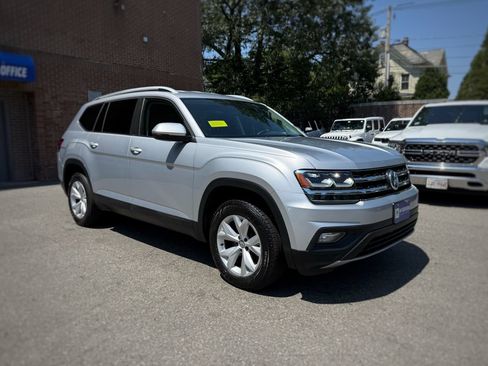 Used 2018 Volkswagen Atlas SE AWD/4WD image 3