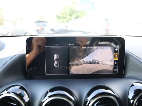 Used 2020 Mercedes-Benz AMG GT Coupe image 16