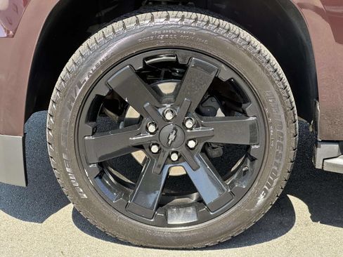 Used 2020 Chevrolet Tahoe LT w/ Luxury Package AWD/4WD image 7