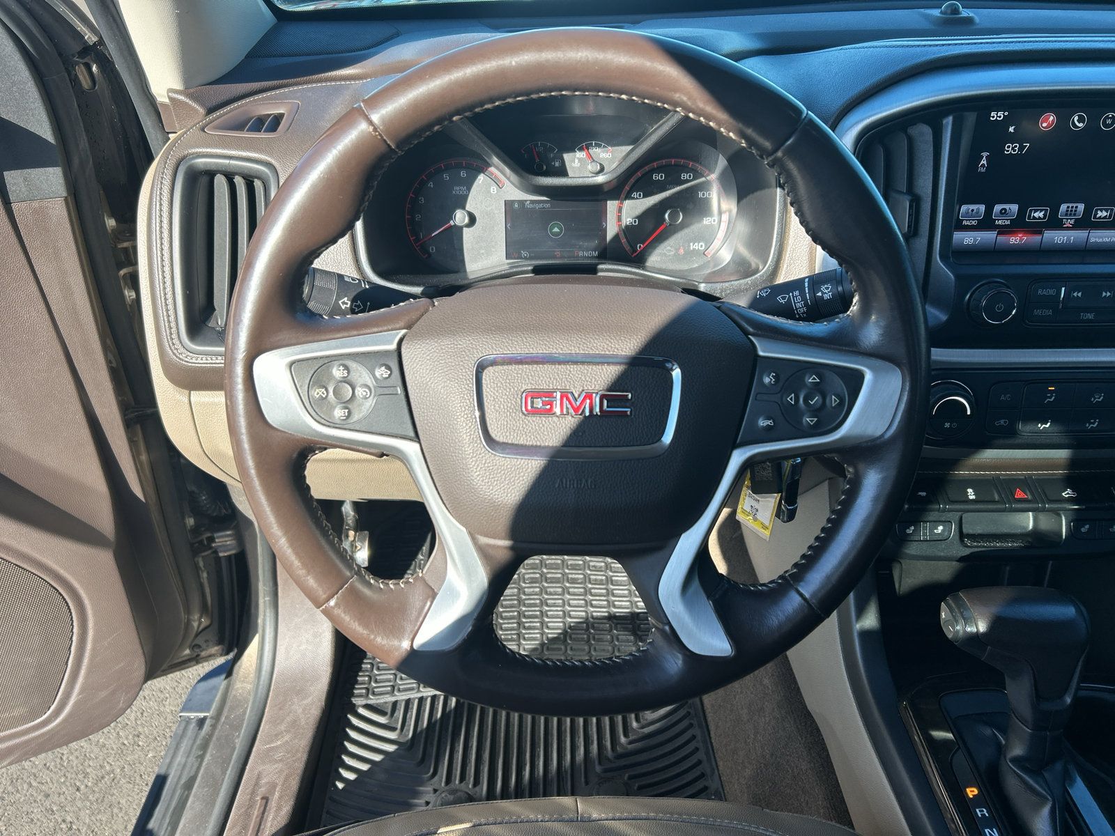 Used 2016 GMC Canyon SLT w/ Driver Alert Package AWD/4WD image 19
