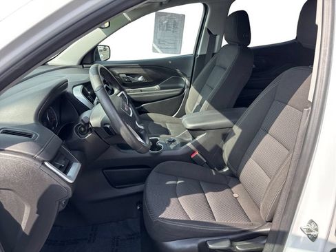 Certified 2024 GMC Terrain SLE FWD image 10