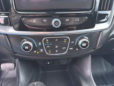 Used 2020 Chevrolet Traverse LT w/ LPO, Floor Liner Package image 17