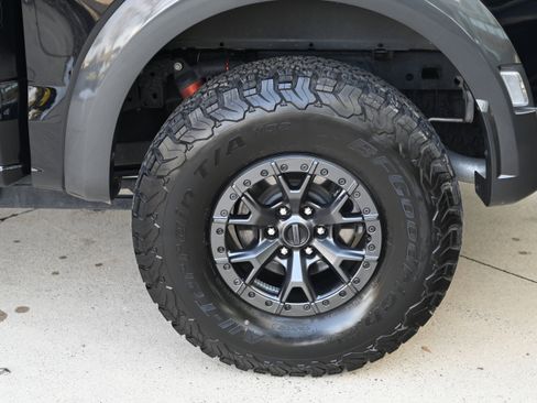 Used 2022 Ford F150 Raptor w/ Raptor 37 Performance Package image 10