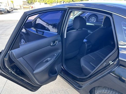 Used 2016 Nissan Sentra S FWD image 10