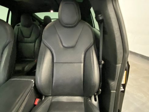 Used 2023 Tesla Model X AWD/4WD image 21