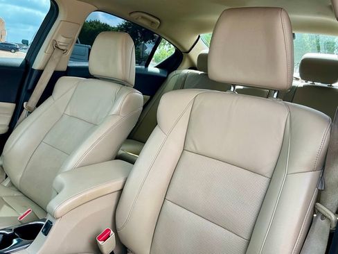 Used 2014 Acura ILX w/ Premium Package image 36