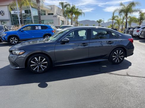 Used 2022 Honda Civic EX image 5