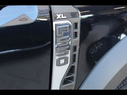 New 2024 Ford F550 4x4 Regular Cab Super Duty image 9