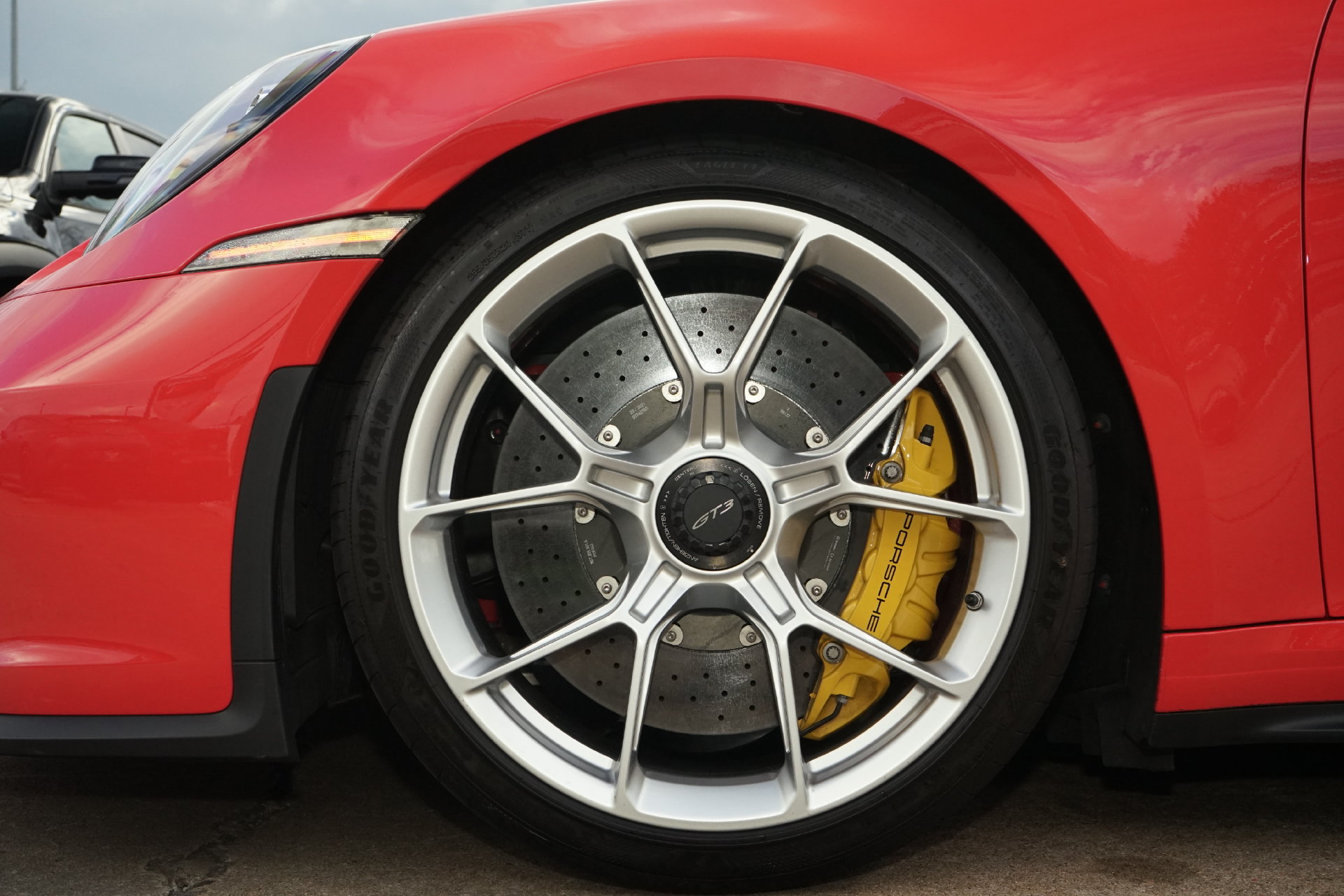 Used 2022 Porsche 911 GT3 RWD image 37