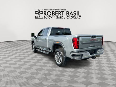 Used 2025 GMC Sierra 2500 SLT w/ SLT Premium Package AWD/4WD image 6